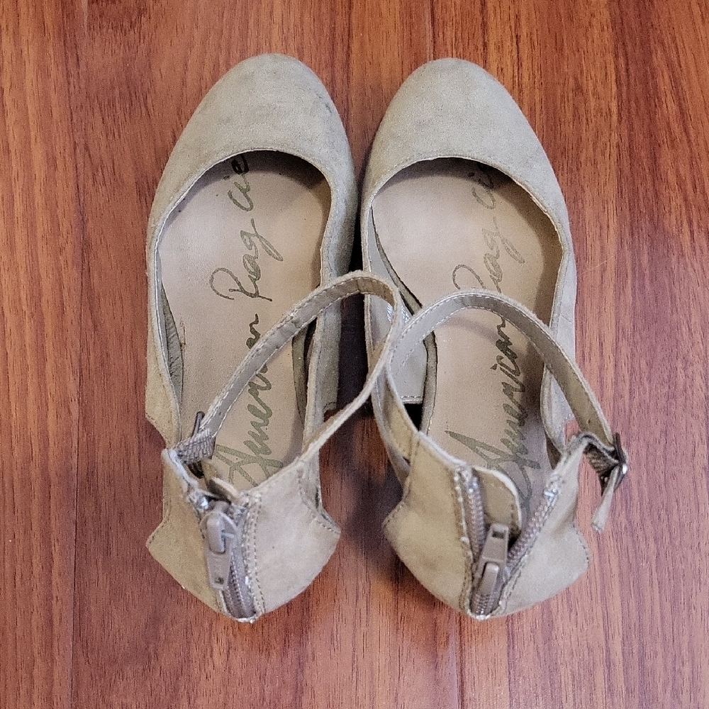 American Rag Women's Beige Flats with Zipper